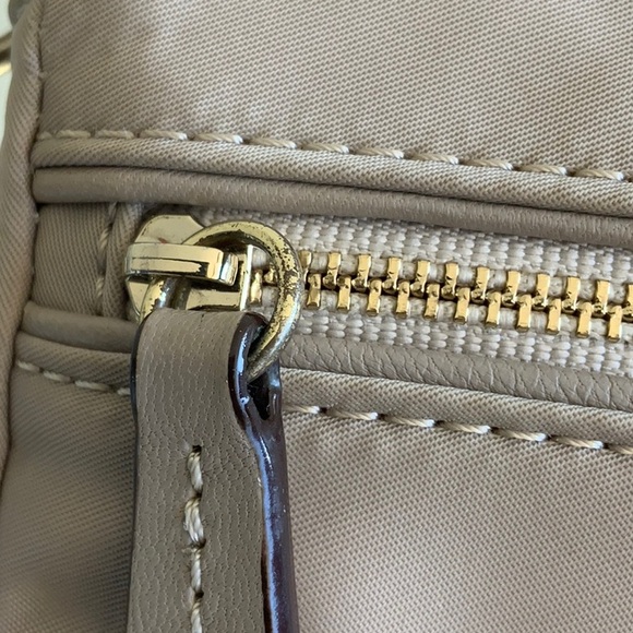 MZ Wallace Tan Crossbody Bag with Adjustable Strap and Everyday Style - Picture 8 of 9